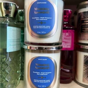 2 White Barn Mountain Snowdrift Candle - Blue and White